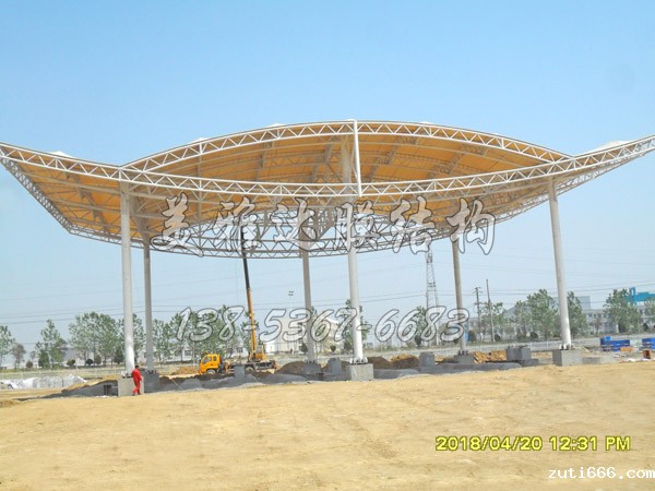 PTFE膜材江苏中心港区大门膜结构工程