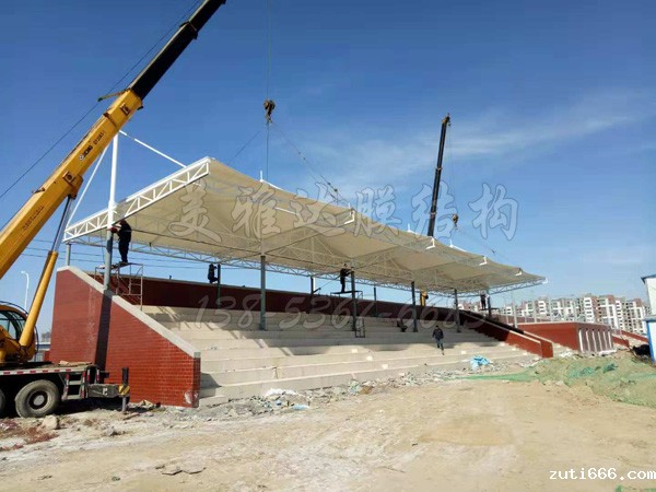 东营区第三中学看台膜结构2