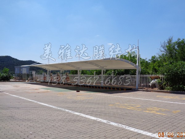 河北承德服务区三沟南区