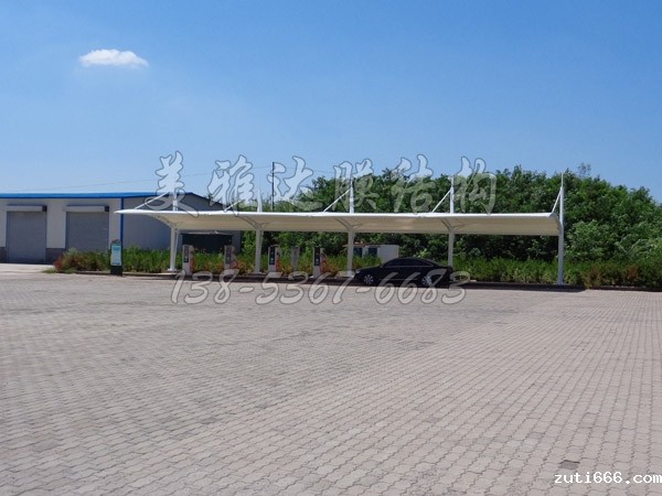 河北承德服务区